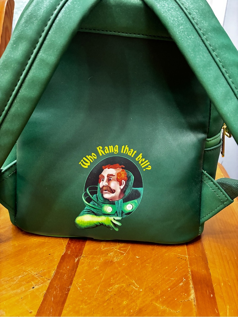 Loungefly Green Emerald City Wizard of Oz Mini Backpack, excellent condition - Picture 3 of 5